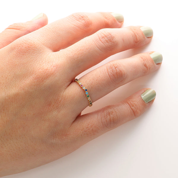 Anillo Oro Amarillo con Circones de Colores, AN-12061