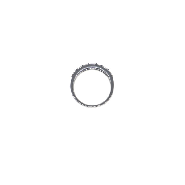 Anillo Oro Blanco y Brillantes Medio Cintillo AN13369