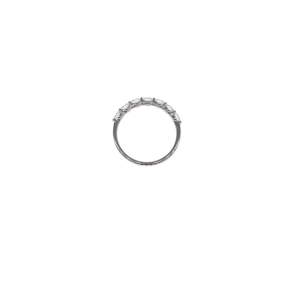 Anillo Oro Blanco y Diamantes Navette Medio Cintillo AN13371