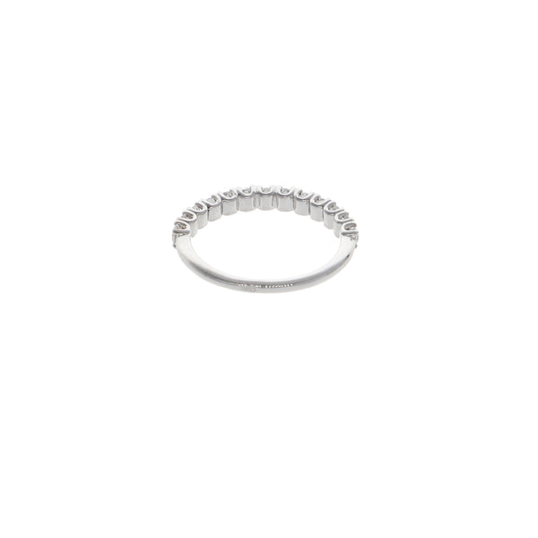 Anillo Oro Blanco y Brillantes Medio Cintillo AN13590