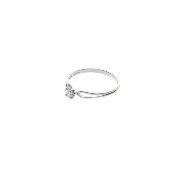 Anillo Oro Blanco y Brillante Solitario AN13592