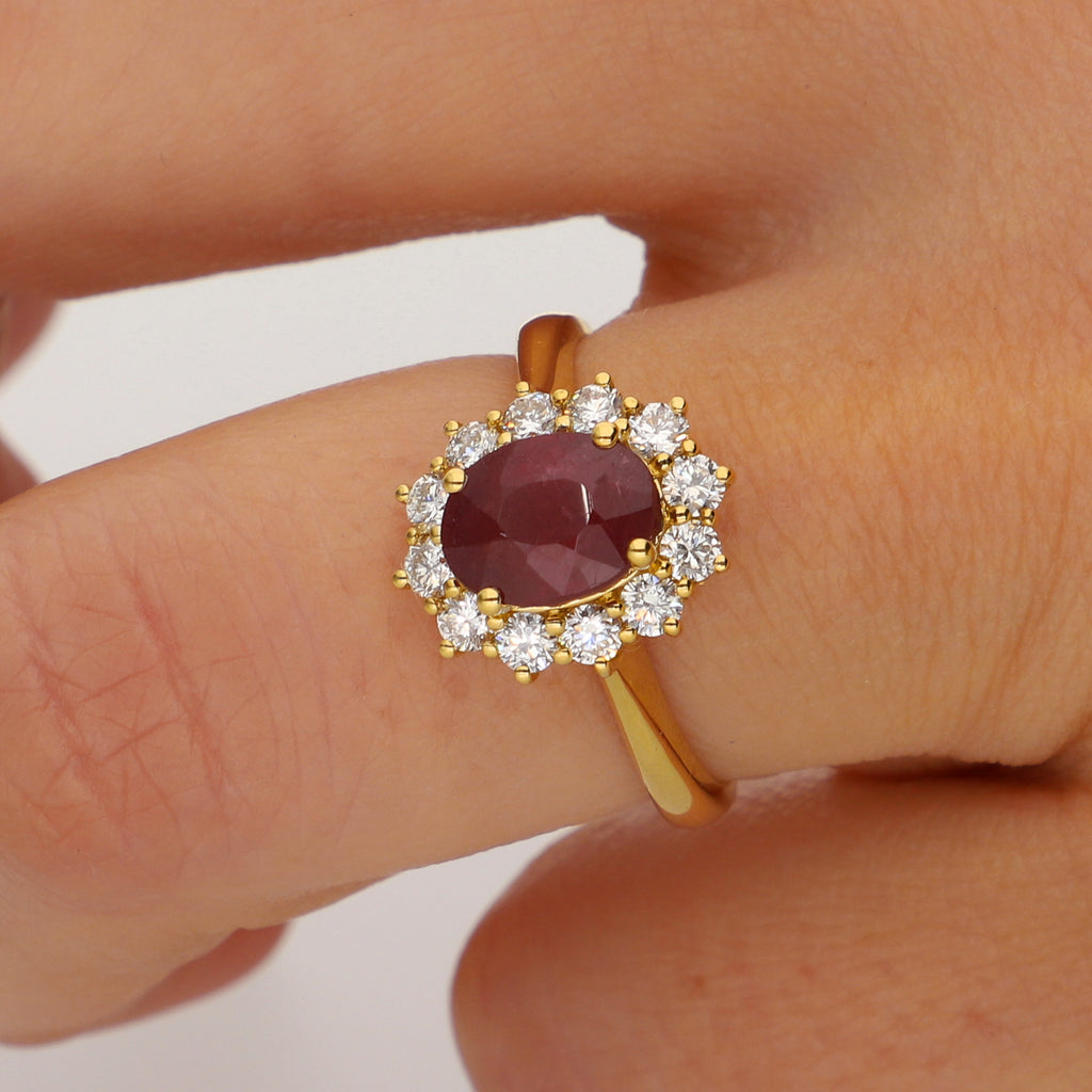 Anillo Oro Amarillo Corindón y Brillantes AN2507004