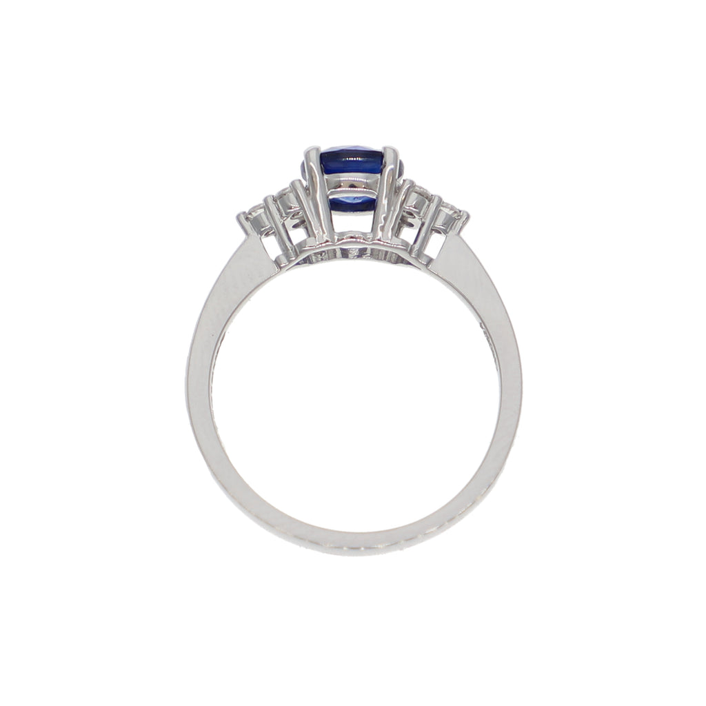 Anillo Oro Blanco Zafiro Azul y Brillantes AN-13930