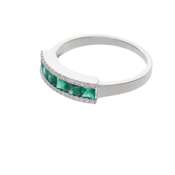 Anillo Oro Blanco Esmeraldas y Brillantes Medio Cintillo AN-14549