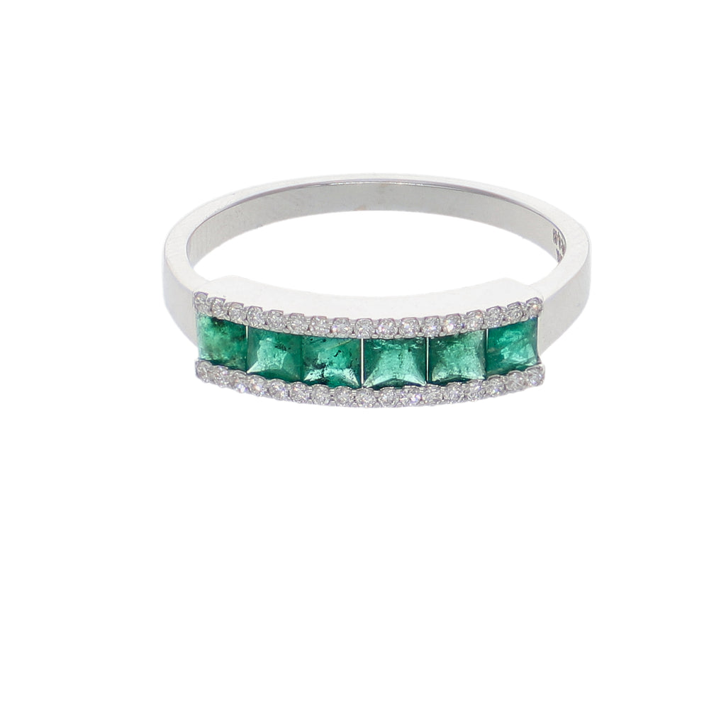 Anillo Oro Blanco Esmeraldas y Brillantes Medio Cintillo AN-14549