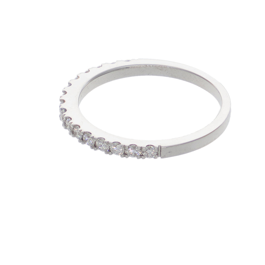 Anillo Oro Blanco y Brillantes Medio Cintillo AN-14551