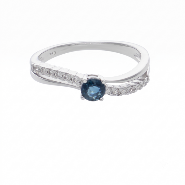 Anillo Oro Blanco con Zafiro Azul y Diamantes Naturales 0.15 ct | AN-14596