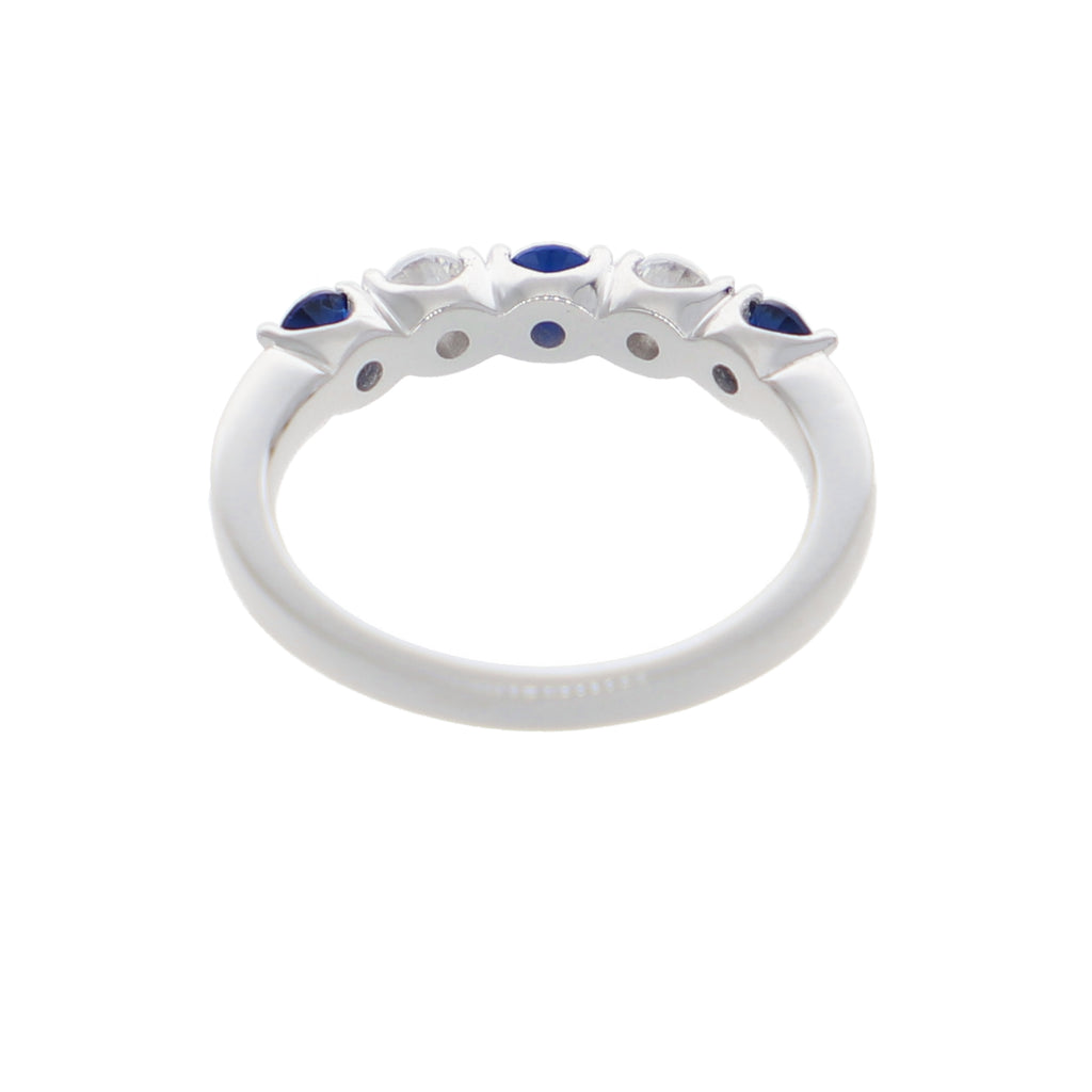 Anillo Oro Blanco y Circones Medio Cintillo AN-13710