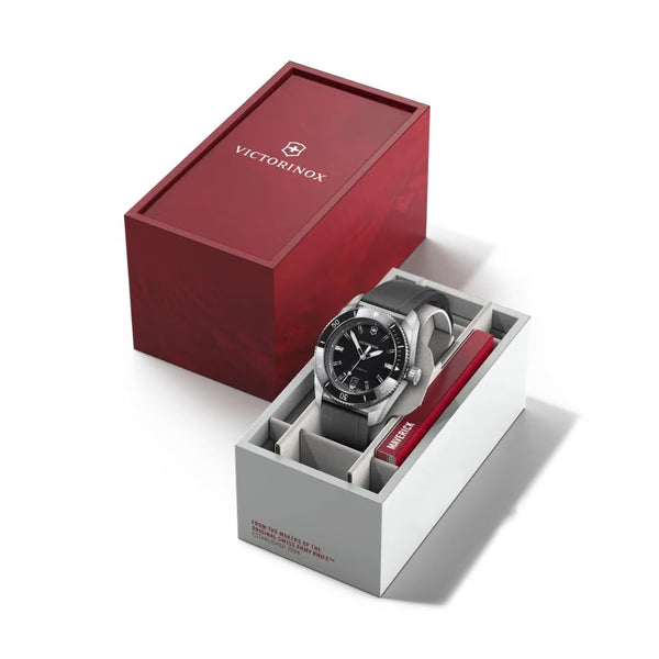 Reloj VICTORINOX Maverick Automatic 242104