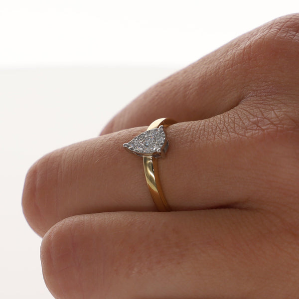 Anillo Oro Amarillo, Blanco y Brillantes Gota AN12692 - Joyería Rometsch