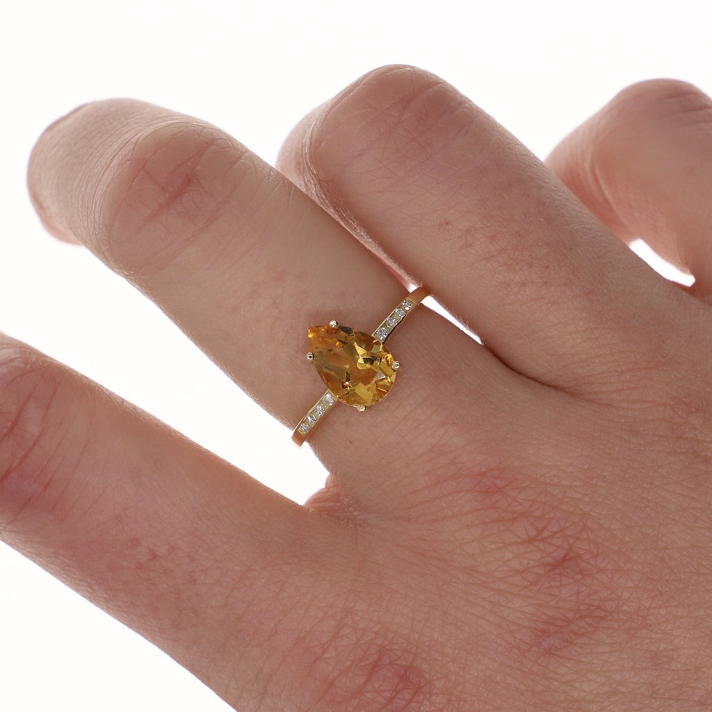 Anillo Oro Amarillo Critrino y Brillantes 2209085 - Joyería Rometsch