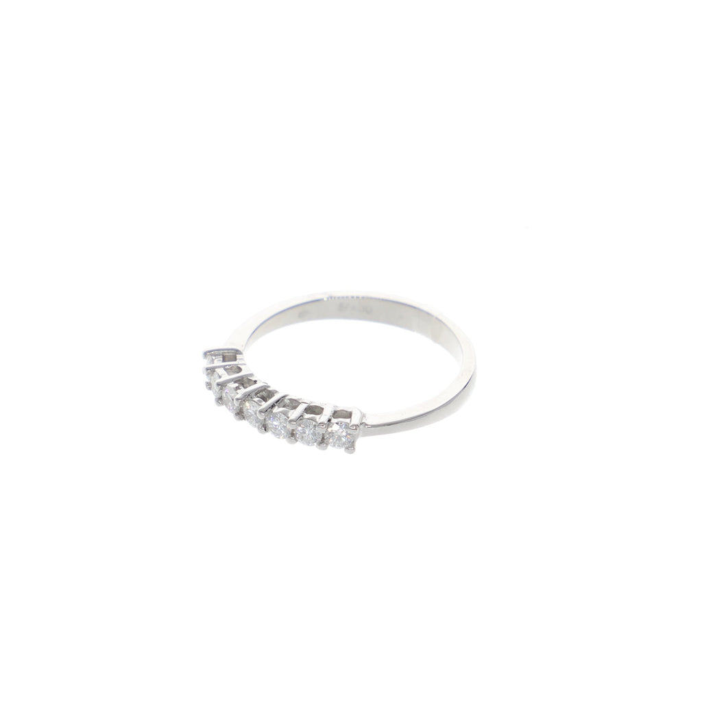 Anillo Oro Blanco y Brillantes Medio Cintillo - Joyería Rometsch