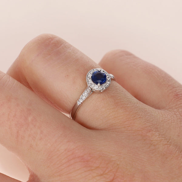 Anillo Oro Blanco Zafiro y Brillantes AN11857 - Joyería Rometsch