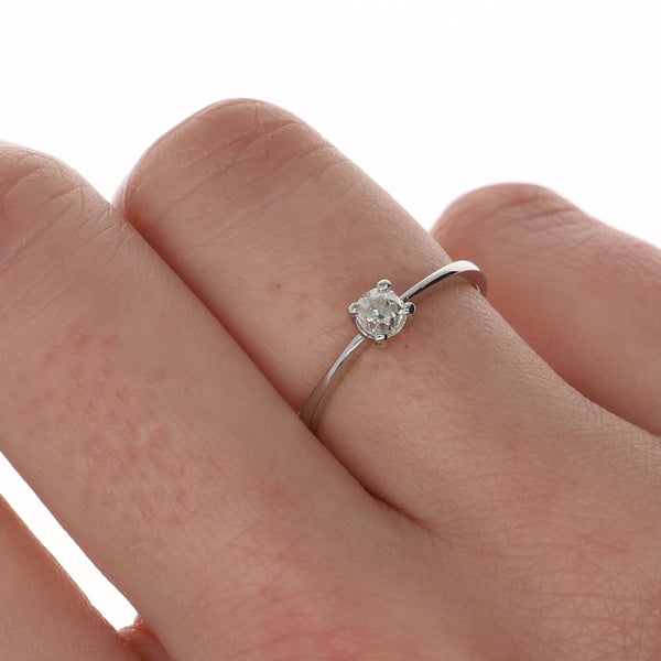 Anillo Platino Solitario Brillante, AN11589 - Joyería Rometsch
