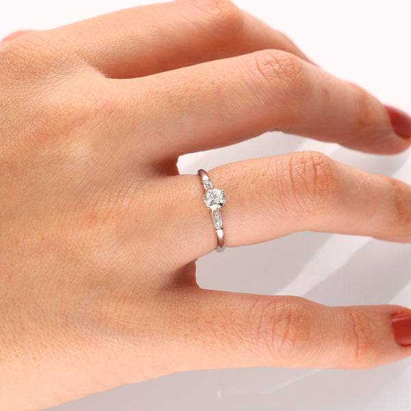 Anillo Platino y Brillantes AN10342 - Joyería Rometsch