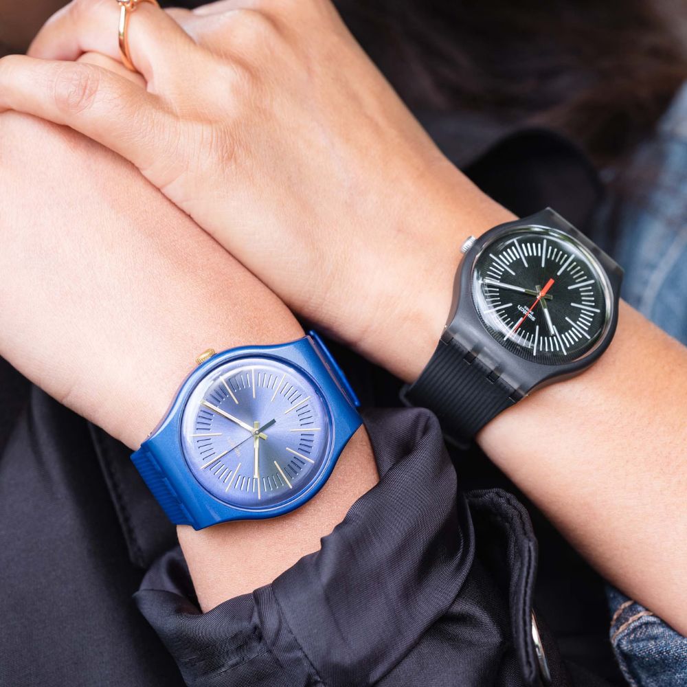Reloj Swatch Cyderal Blue SUON143